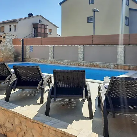 Magnifica Tatil Evi Pula